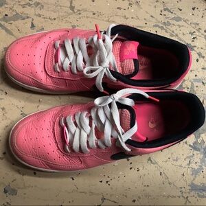 Nike Pink Sneakers